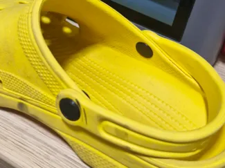 Replacement plug for Crocs heal strap