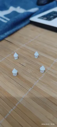 0.2mm 层高, 3 层墙, 20% 填充适用2060皮筋