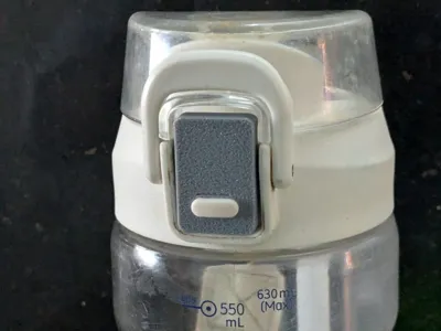 KOLORR water bottom press button