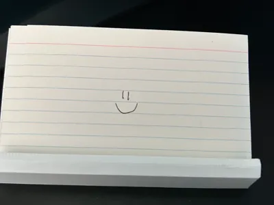 Simple notecard holder