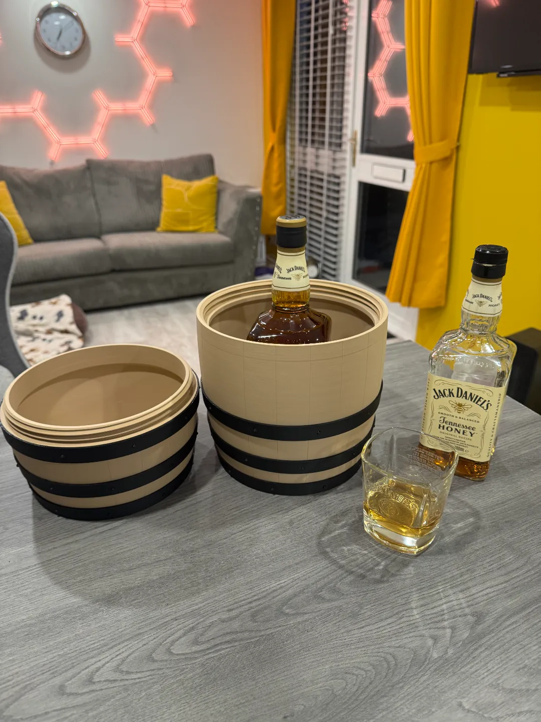 Whiskey Barrel Gift Box view 3
