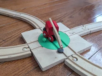 Brio Turntable Track