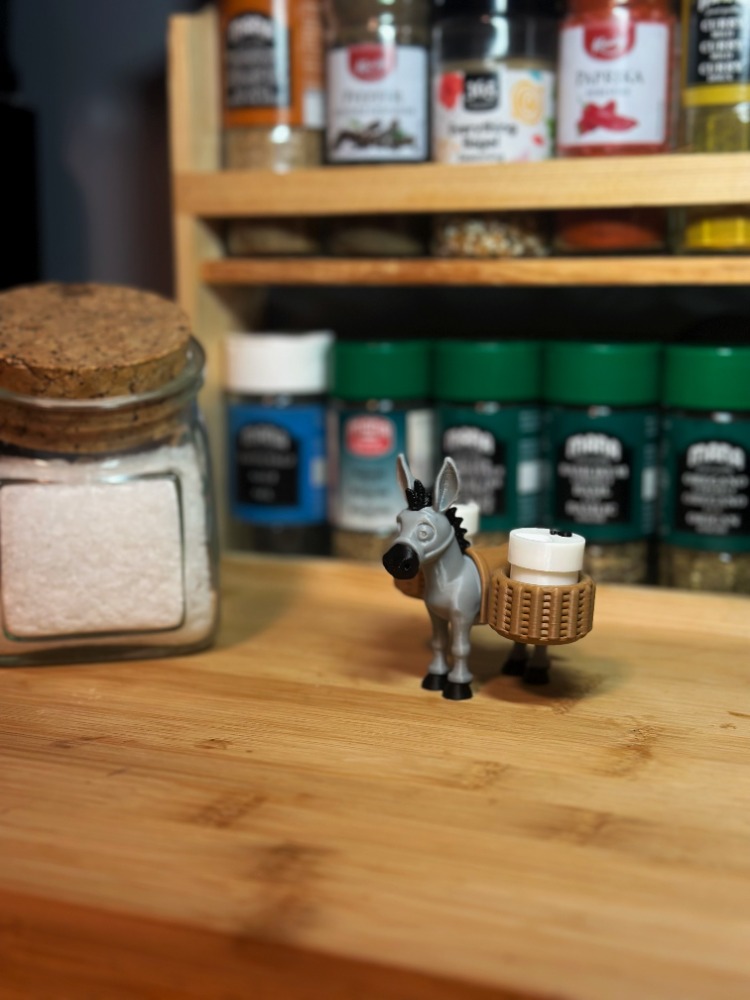 Donkey Salt and Pepper Holder - Free 3D Print Model - MakerWorld