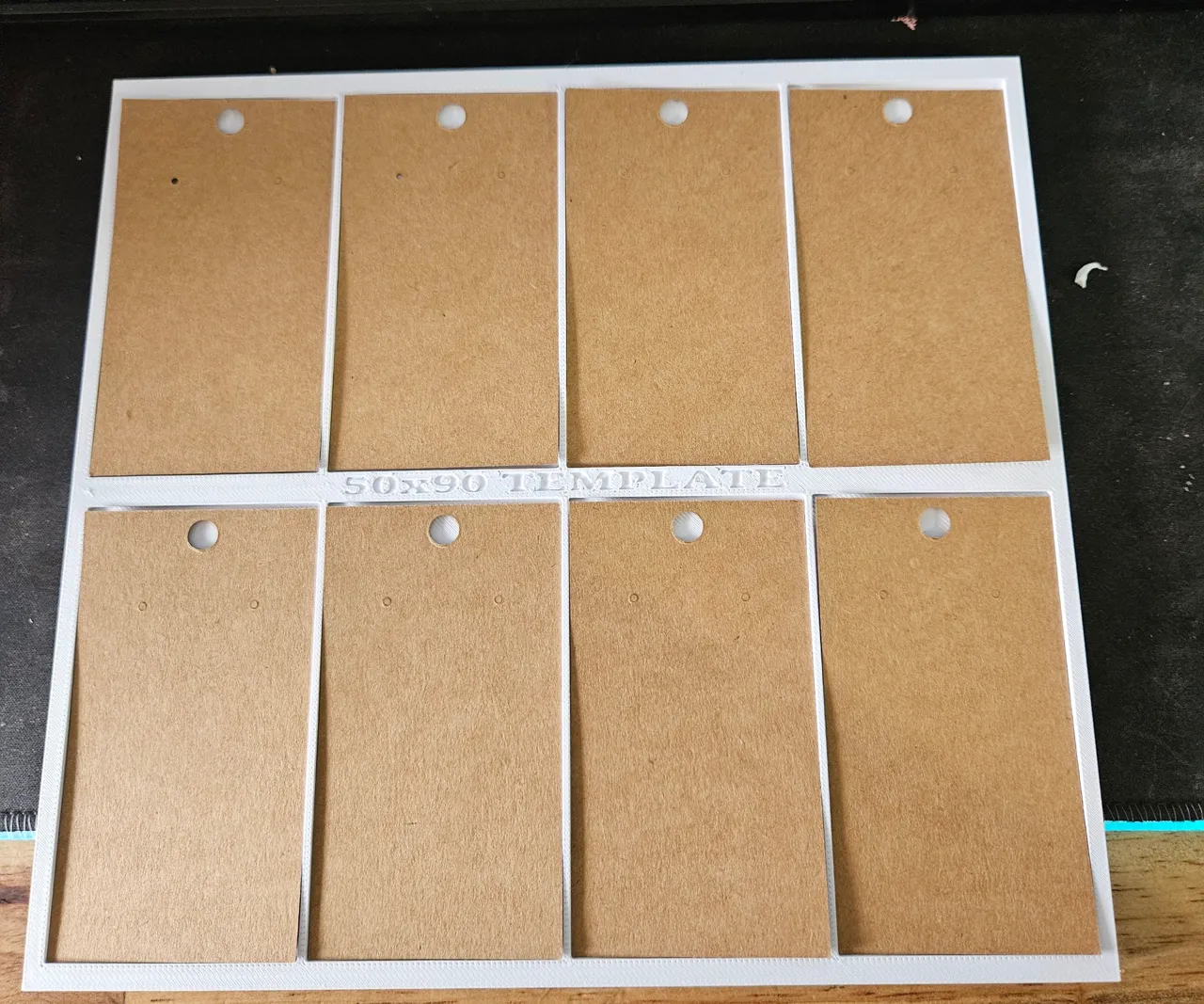 Earring template for tags 50x90 view 3