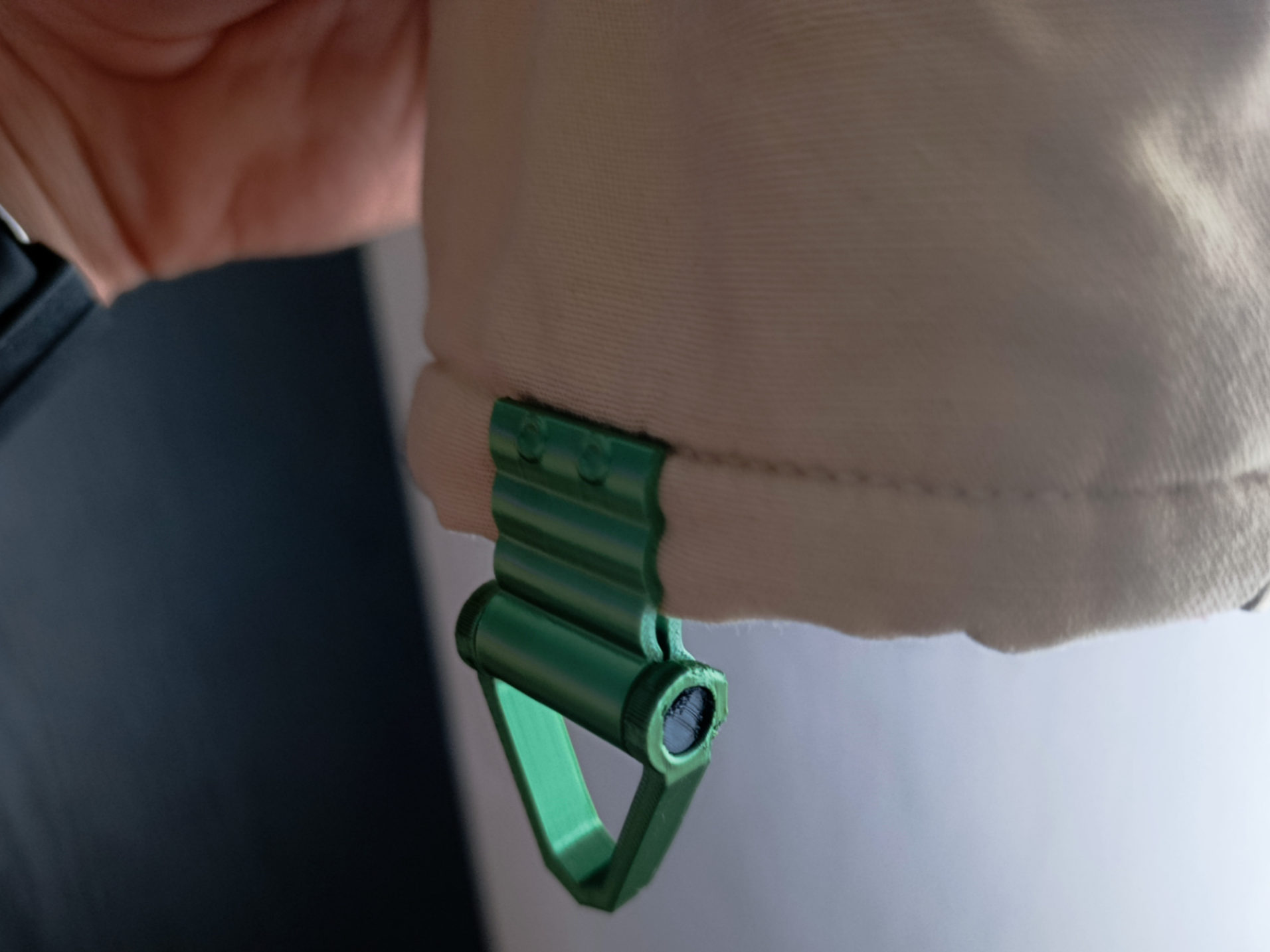 Crocodille hanger 