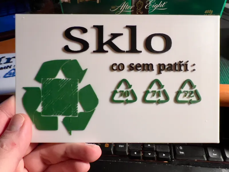 Cedulka Sklo (recyklační třídící box)