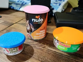 Pop Top Lids for Cat/Dog Food Cans