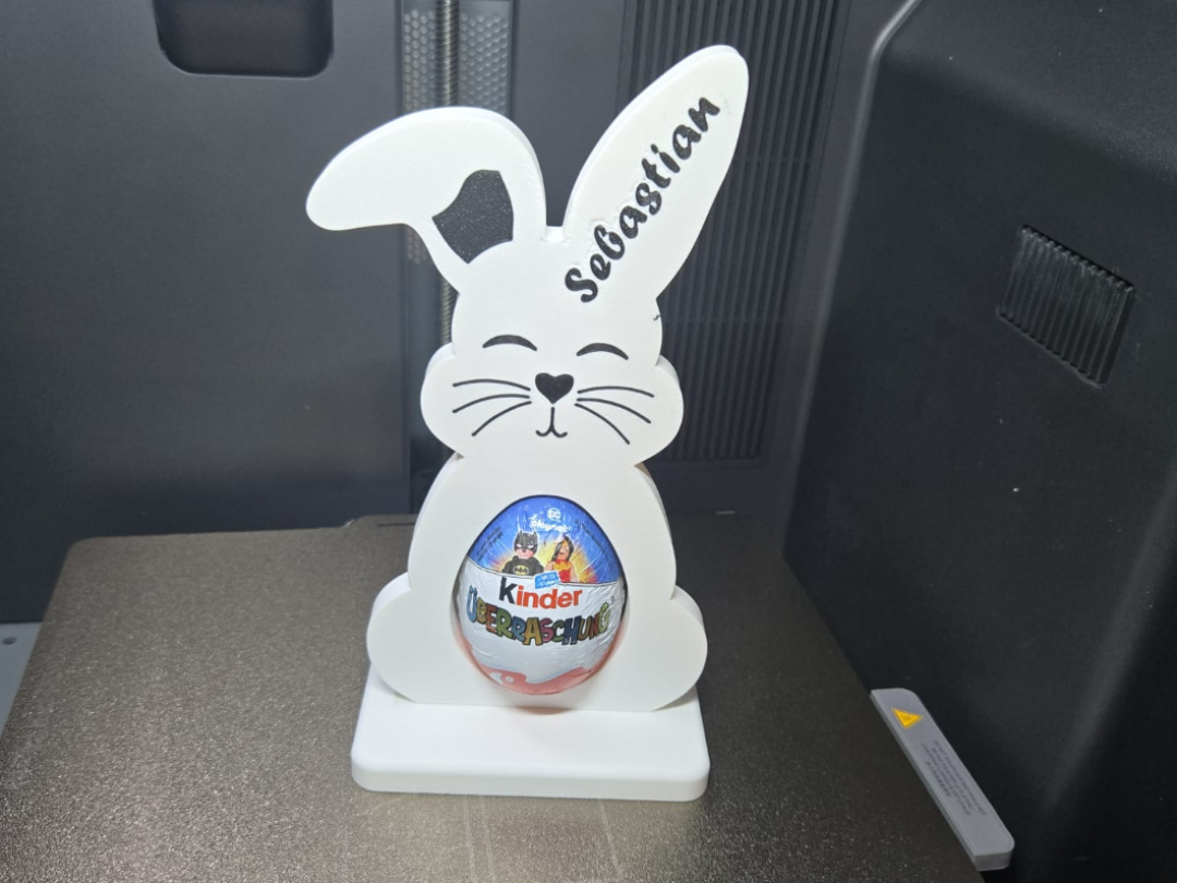 Personalisierter Osterhase EI-Halter