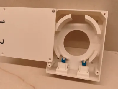 Parametric keystone box with wire reel