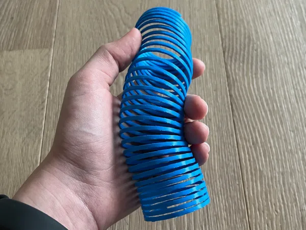 https://makerworld.bblmw.com/makerworld/model/US2bd204ade6270a/design/64bb0985446e9bfa.jpg