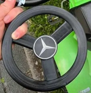Rollytoys Stern Logo Emblem Mercedes Bobbycar