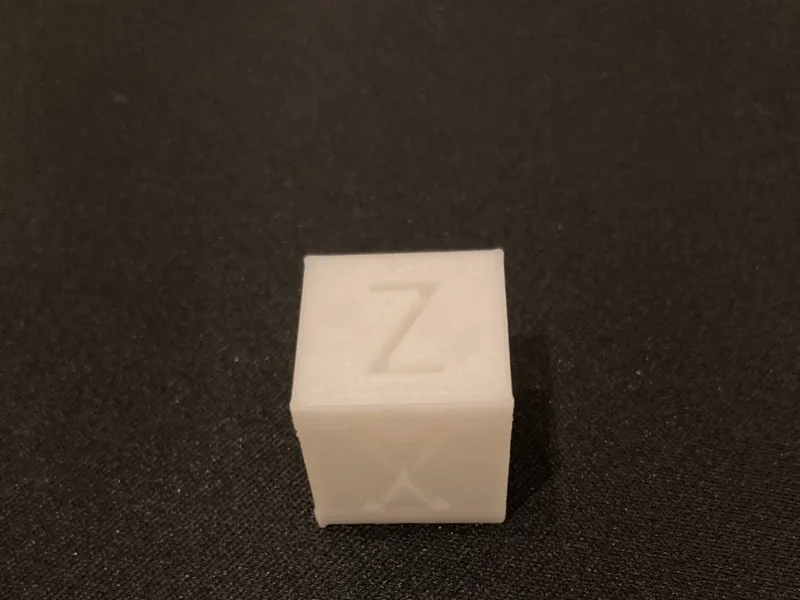 XYZ calibration cube