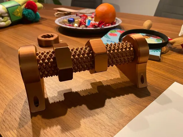 https://makerworld.bblmw.com/makerworld/model/US2bd4e57d44da47/design/2023-12-28_f36650b8bb507.jpeg
