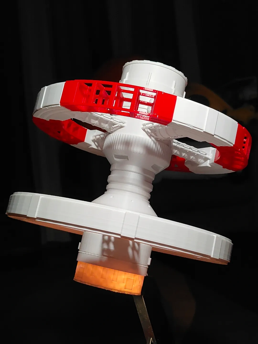 Miniatura 1 do modelo 3D 2001太空漫游空间站夜灯