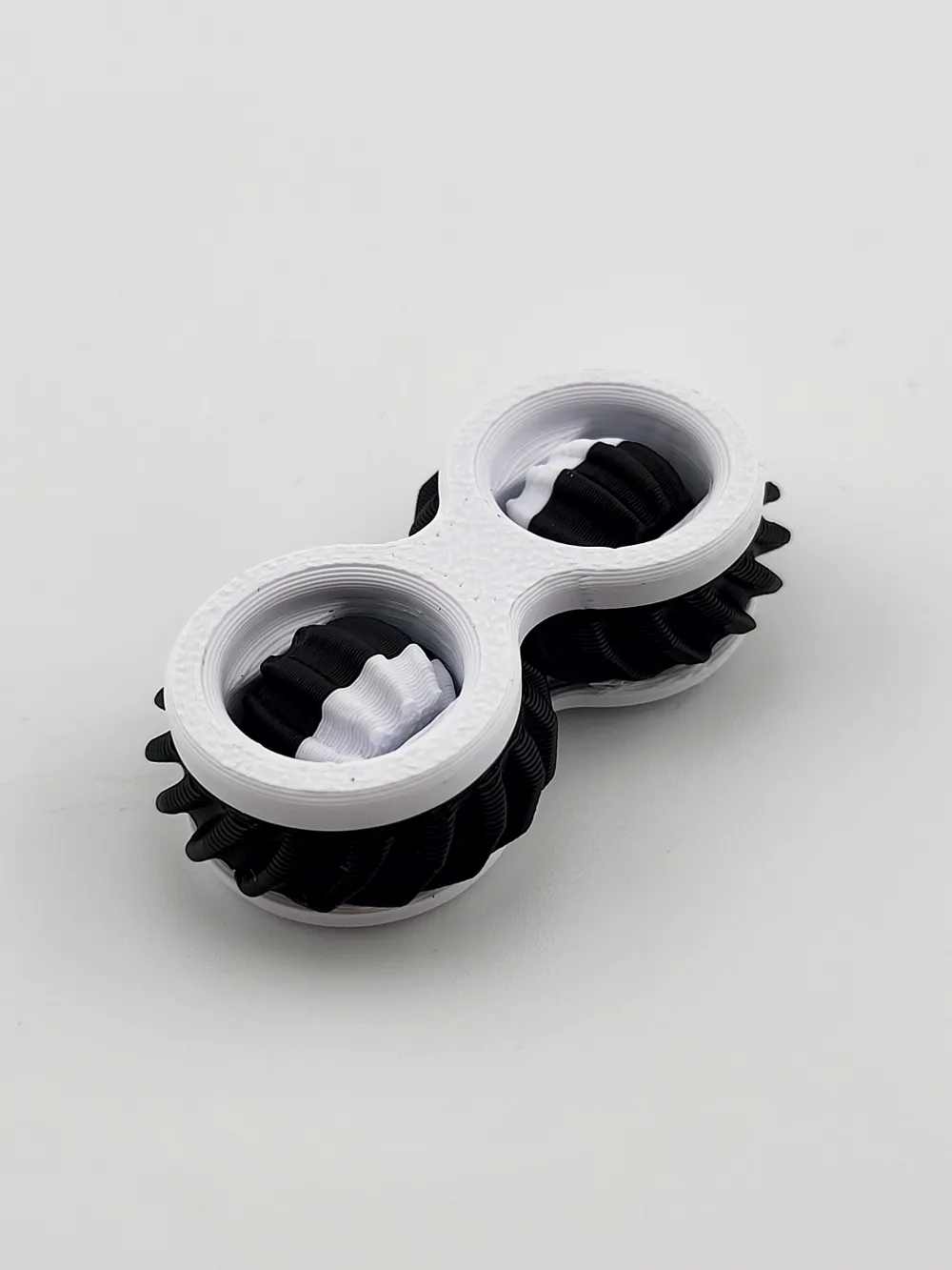fidget gears ring 4 wheels by Mad_power - MakerWorld