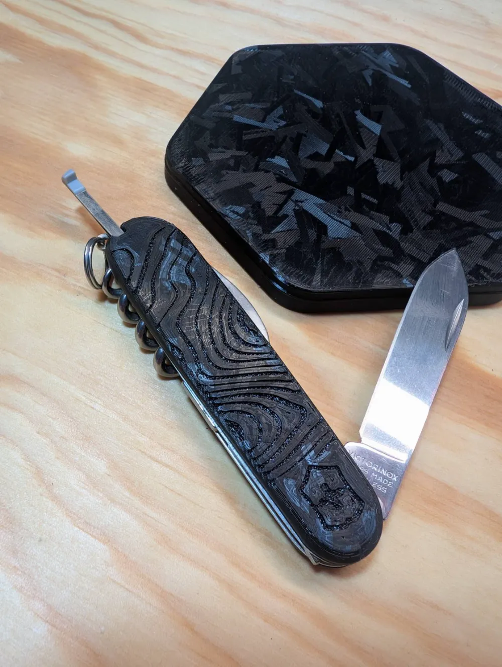 Topographic Layout Victorinox 84mm Scales Topographic - Free 3D Print Model - MakerWorld