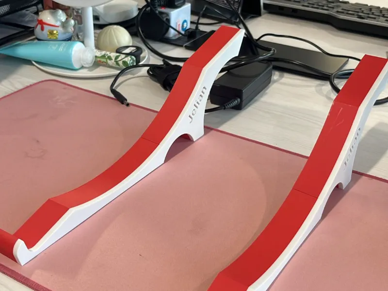 Lap top stand