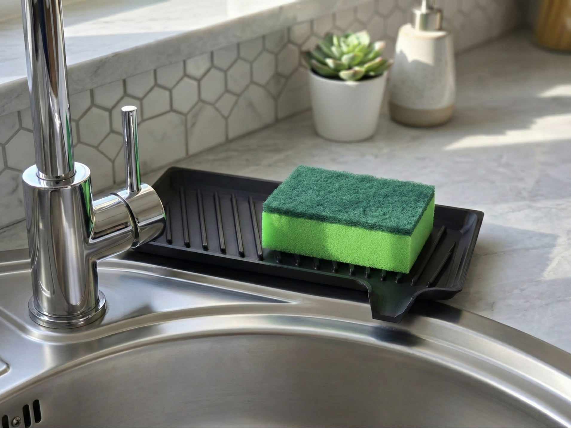Self-Draining Kitchen Sponge & Washcloth Holder