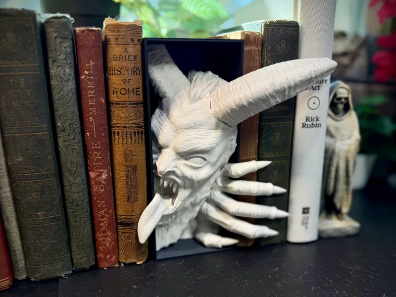 Krampus Book Nook