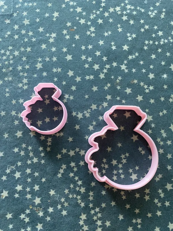 Ring cookie cutter
