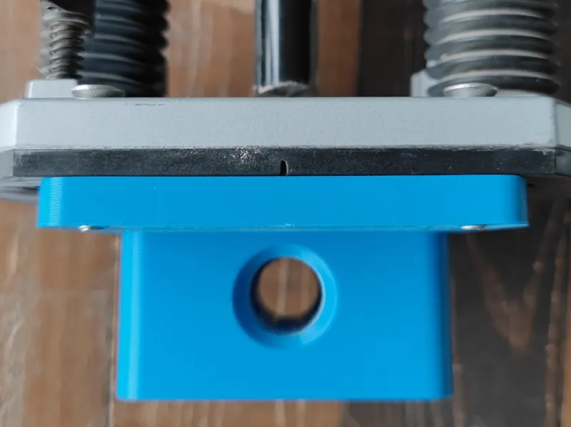 Round timber 18mm Bosch Router Attachment + Clamps
