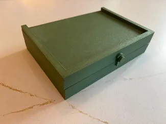 Greathelm travel box