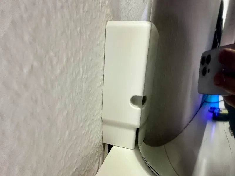 Mac Pro 6.1 (2013) Trashcan cable cover