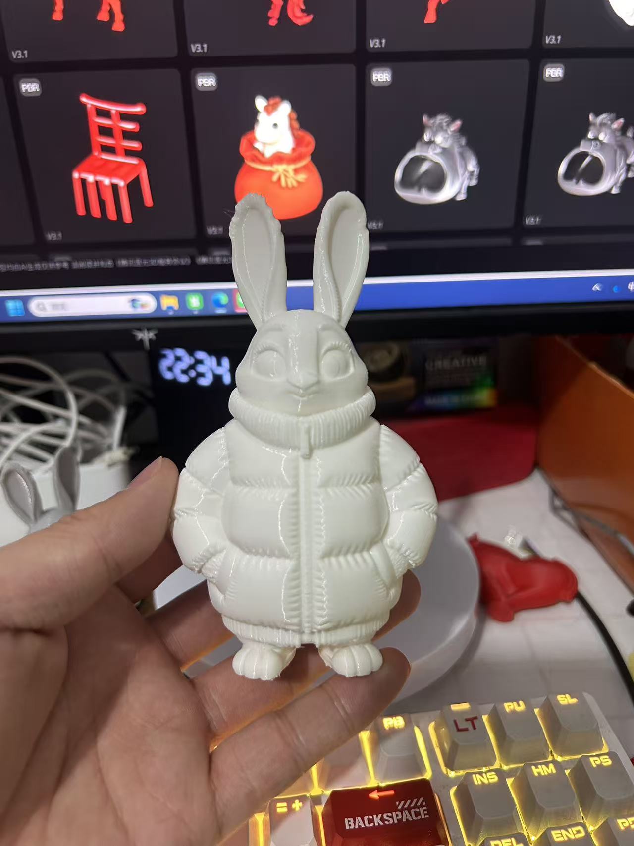Miniatura 2 do modelo 3D 疯狂动物城 - 穿羽绒服的朱迪，已拆件，无需AMS