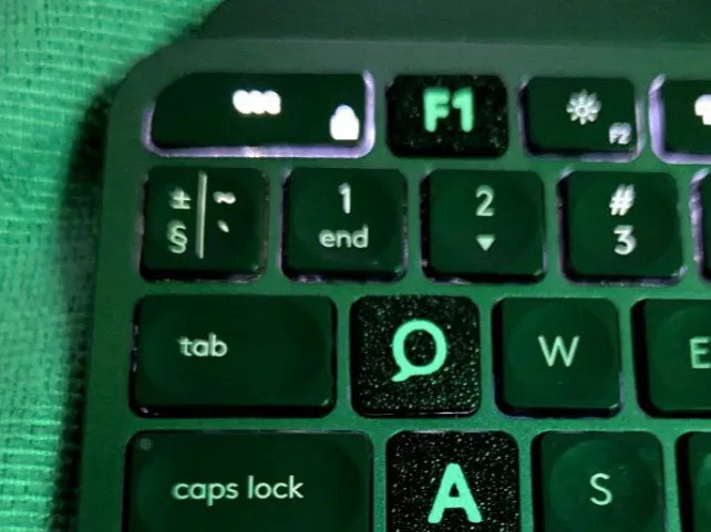 Logi MX Keys keycaps