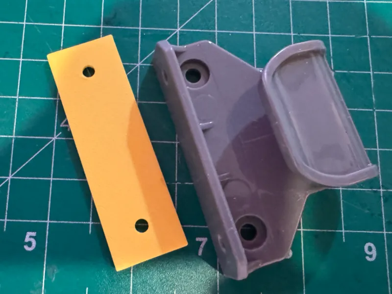 Vertical Spacer for Generic Retractable Baby Gate