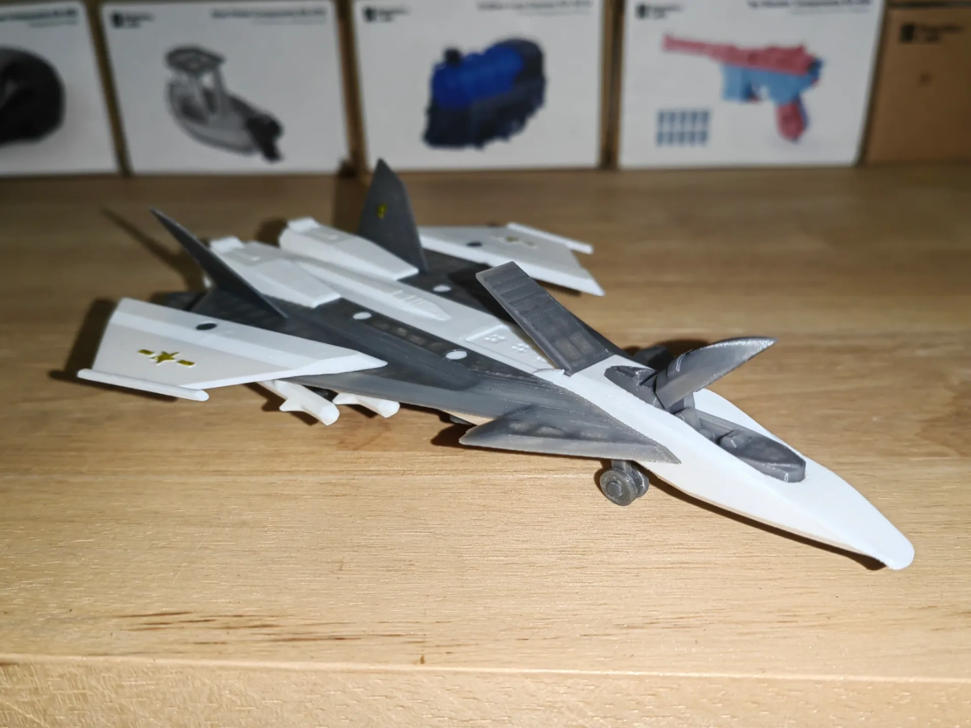 Miniatura 1 do modelo 3D 苍穹II-空天战机（座仓-减速板-起落架-导弹-导弹仓）全可动版