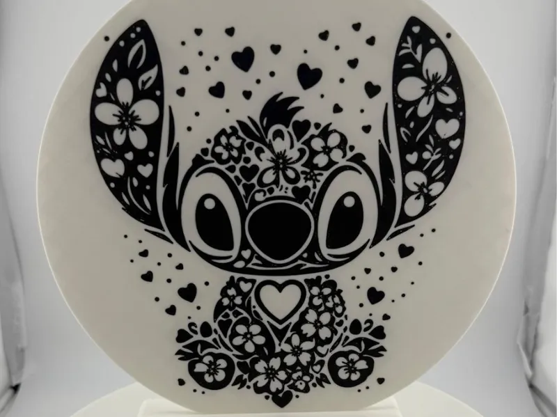 Stitch Schild – zum Aufhängen oder Aufstellen