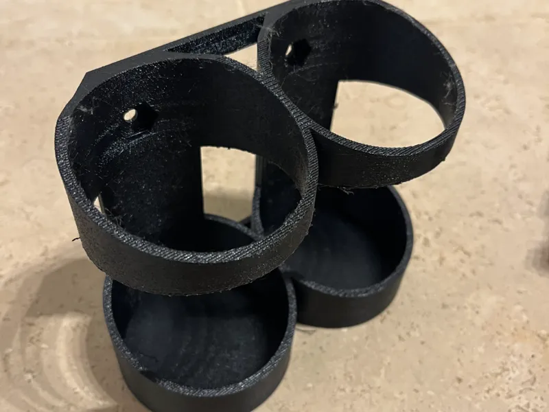 Support bombe aérosol 67mm simple ou double