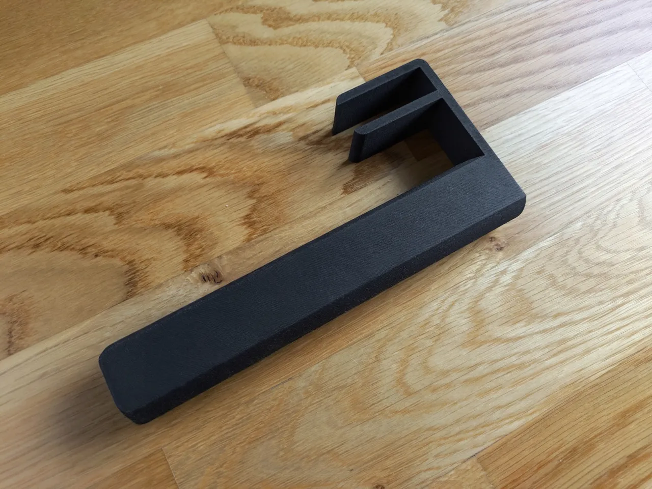 Parametric Kitchen Roll Holder – No Screws/Glue view 2