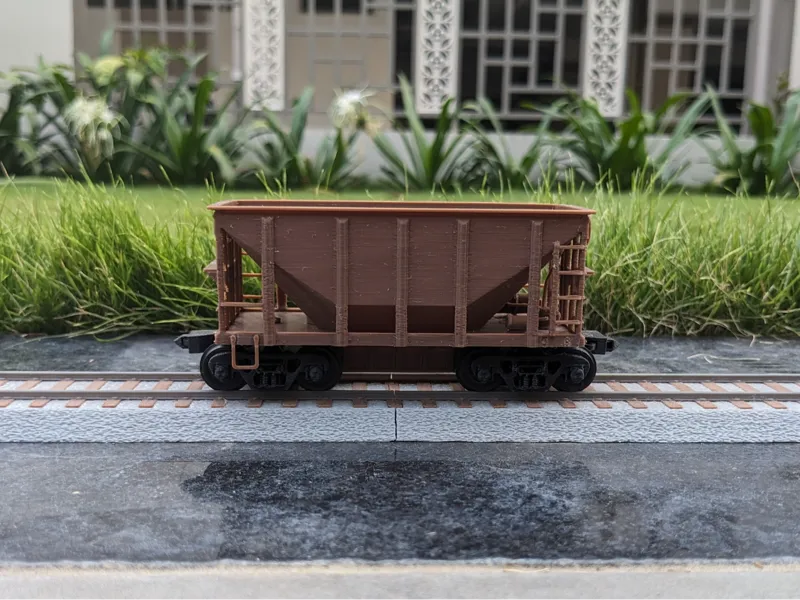 Ore Hopper 24 Foot - Dragon Railway