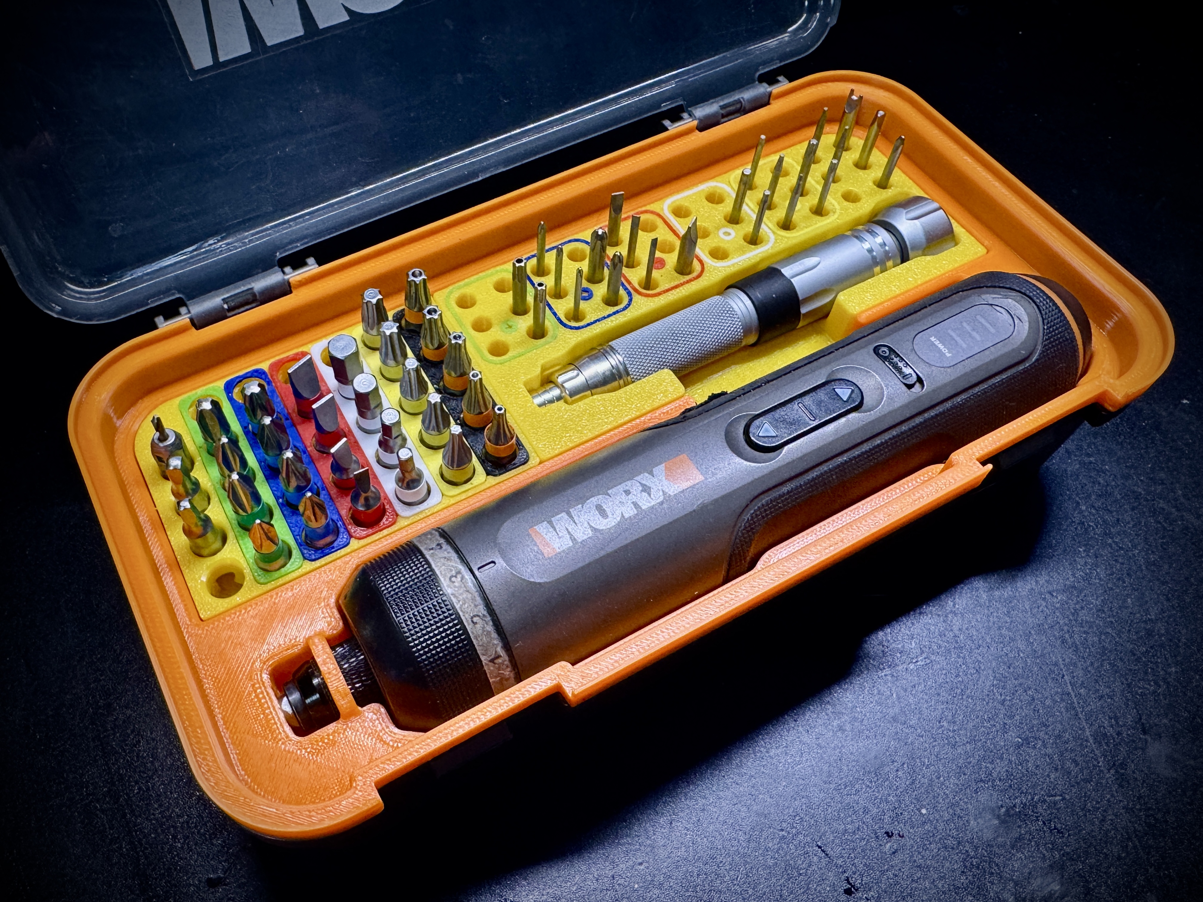 Toolbox middle plate for WORX WX242 screwdriver - Free 3D Print