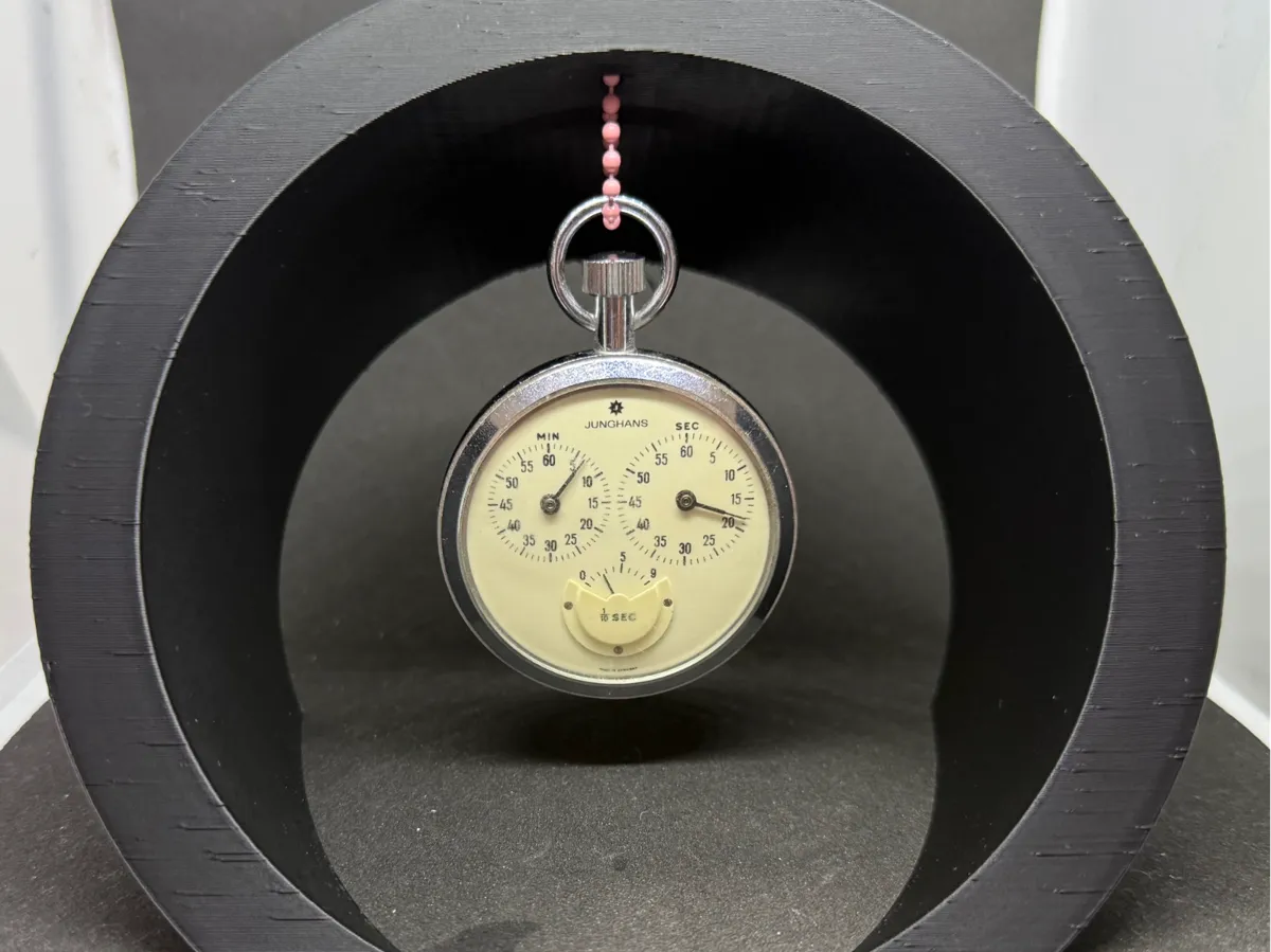 Support d'exposition pour montre à gousset