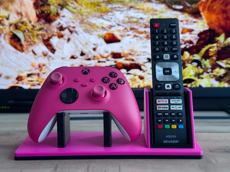 Xbox One Controller & Remote Stand