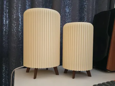 Minimalist Legged Table Lamp