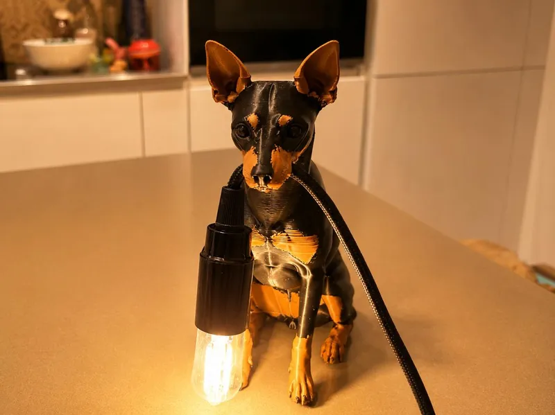 Cane Pincher lampada – Il miglior amico della luce