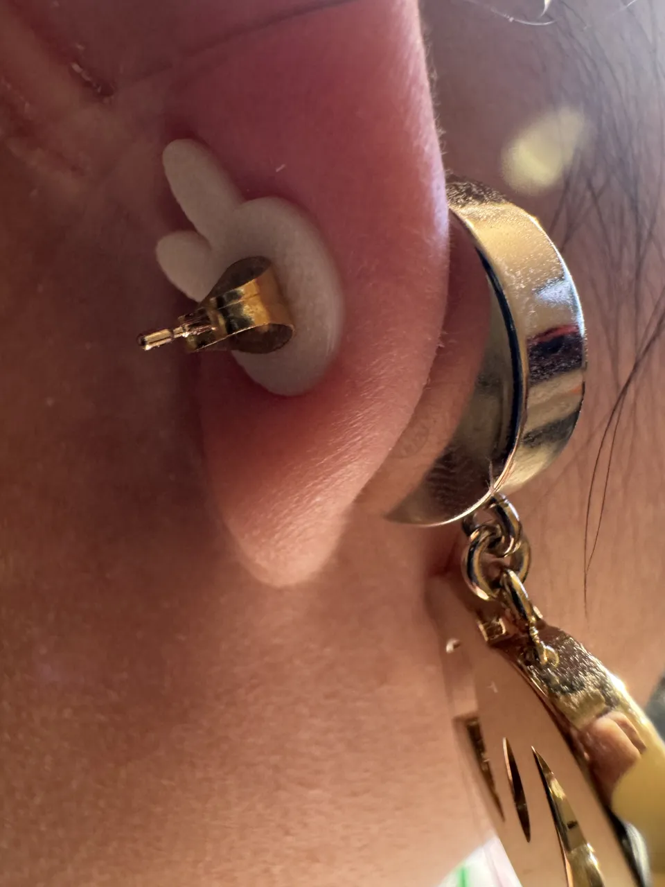Earring Support / Ear Lobe Saver - 2 Designs view 3