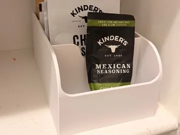 Seasoning Packet Organizer