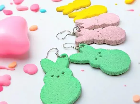 Peep Earrings Sugar coated