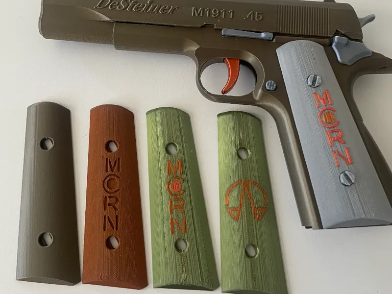 Expanse Themed Grips for DeSteiner Colt 1911