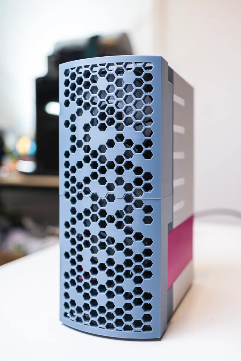 NAS Hard Drive Bay / Enclosure V1