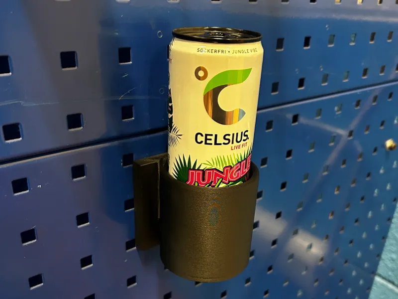 Can holder for tool board