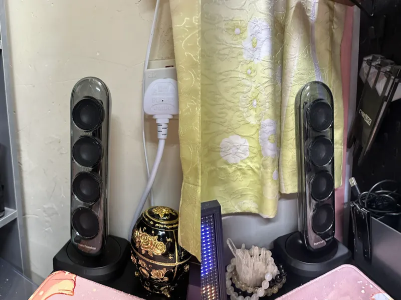 哈曼卡頓水晶4桌面定位器（適合強迫症）