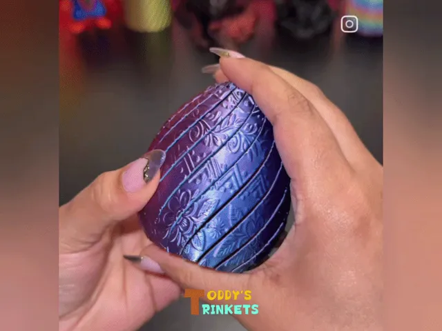 Embossed Twisty Dragon Egg (12 or 20 Slices)