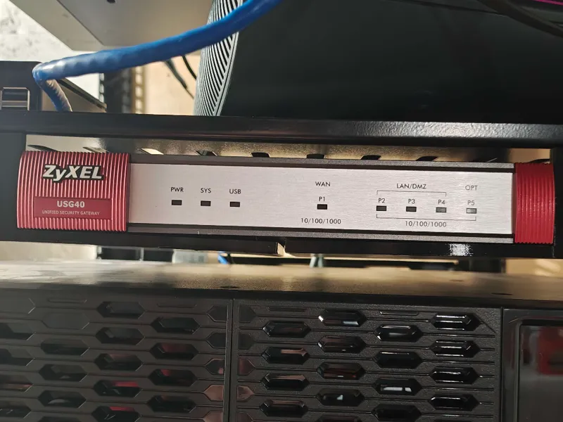 Zyxel Router 100 Series Rack Shelf