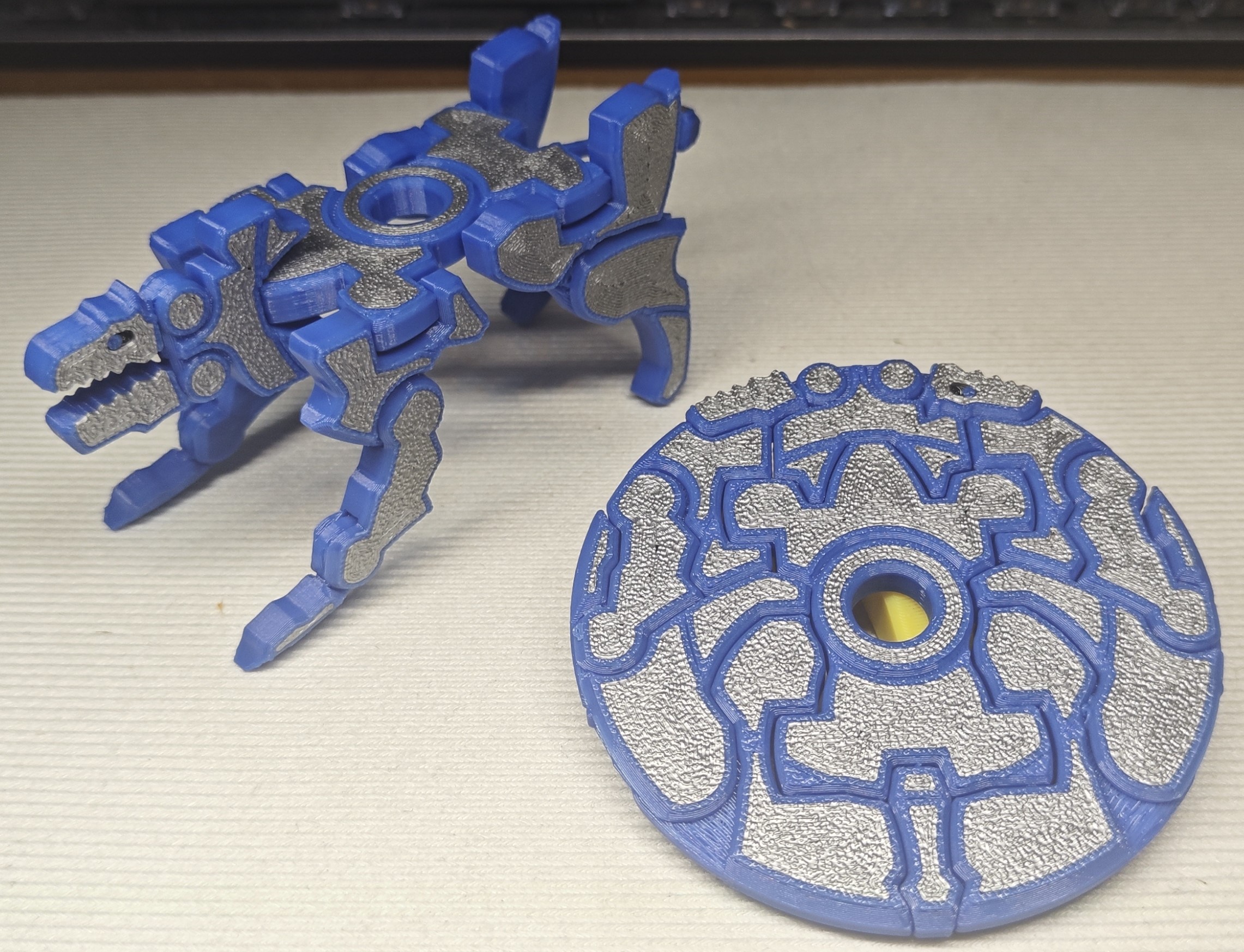 Miniatura 2 do modelo 3D 响鬼盘式神  光碟兽  第一期   免拼装一体打印变形玩具